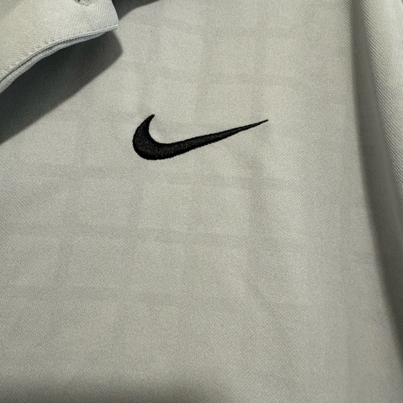 Nike Grey Grid Dri-Fit Golf Polo ⛳️ - Picture 5 of 9